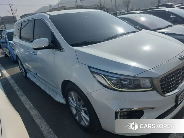 Kia The New Carnival 2018 Белый из Кореи