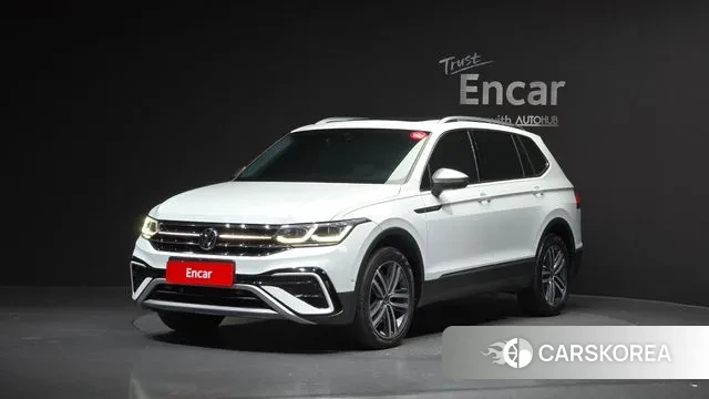 Volkswagen Tiguan Allspace 2022 Белый из Кореи