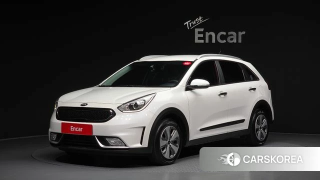 Kia Niro 2018 Белый из Кореи