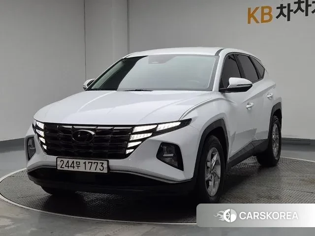 Hyundai Tucson (NX4) 2021 Белый из Кореи