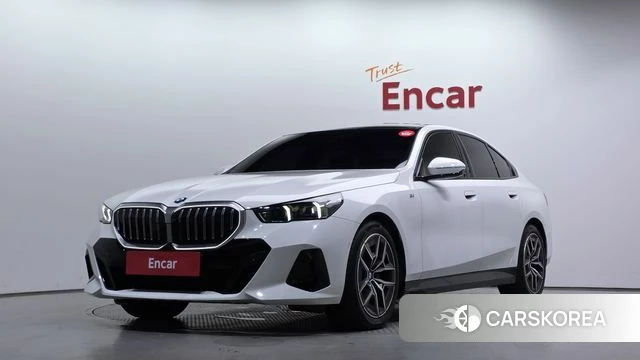 BMW 5 Series (G60) 2025 Белый из Кореи