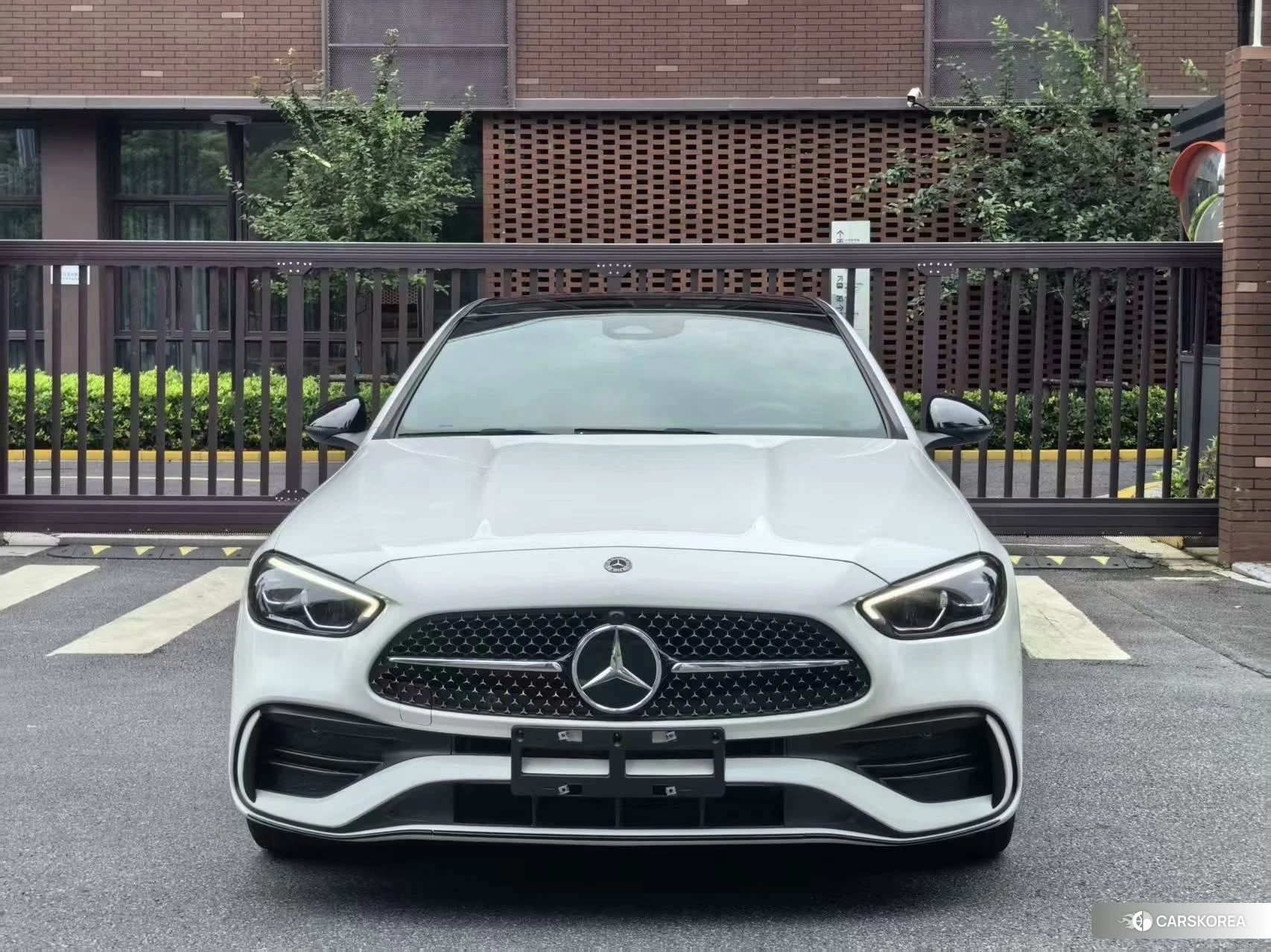 Mercedes-Benz Class C 2021 Белый из Китая