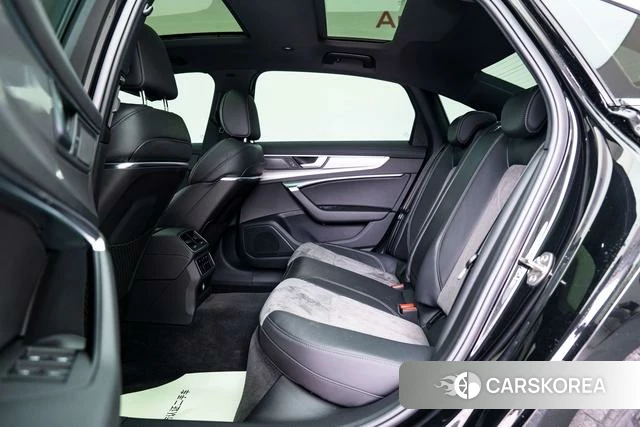 Audi A6L PHEV 2022 Черный из Китая
