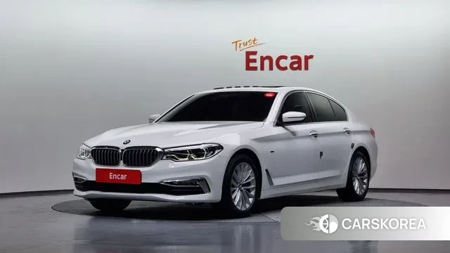 BMW 5 Series (G30) 2018 Белый из Кореи