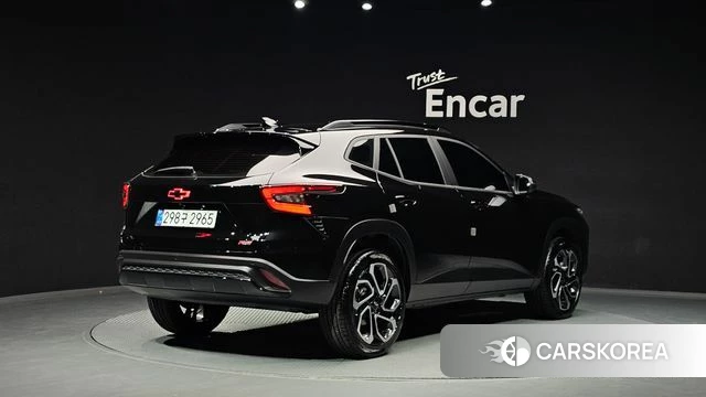 Chevrolet (GM Daewoo) Trax Crossover 2026 Черный из Кореи