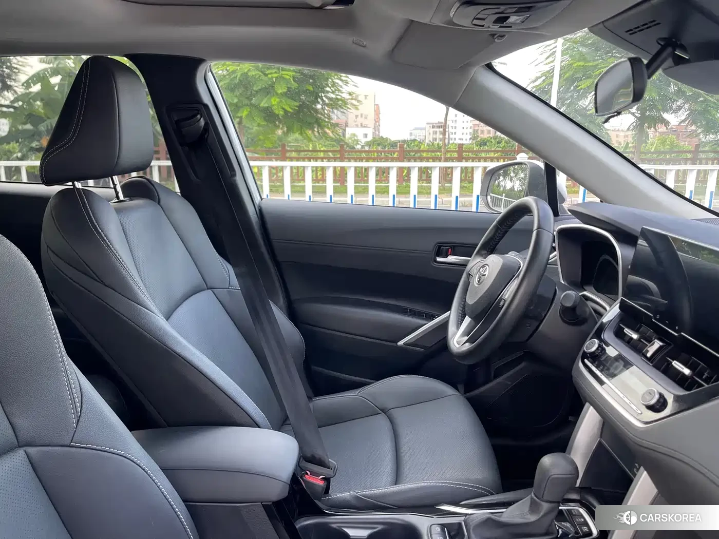 Toyota Frontlander 2025 Silver/gray из Китая
