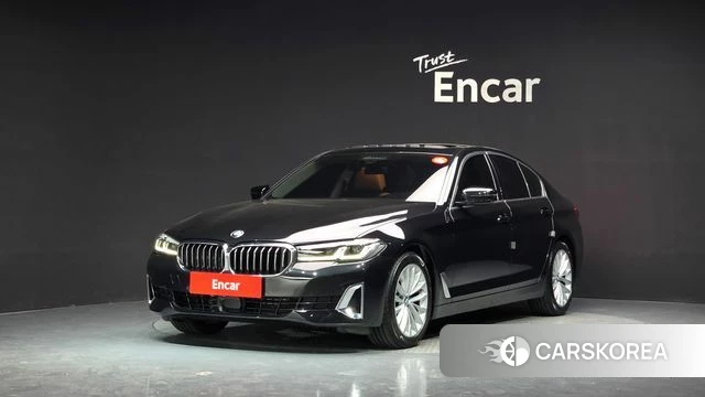 BMW 5 Series (G30) 2021 Черный из Кореи
