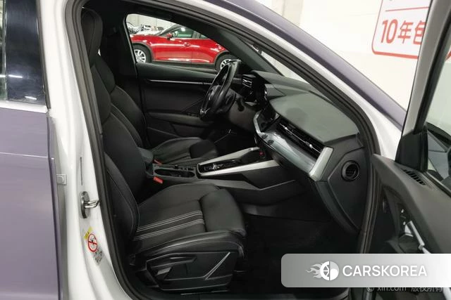 Audi A3 2023 Фиолетовый из Китая
