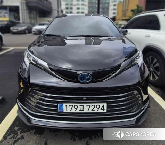 Toyota Sienna 4th Generation 2023 Черный из Кореи