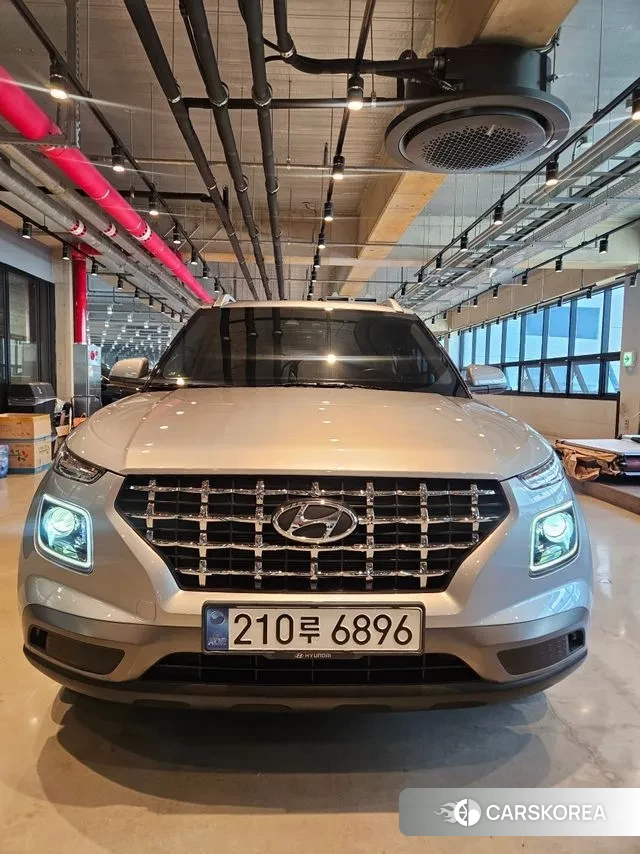 Hyundai Venue 2021 Серебряный из Кореи