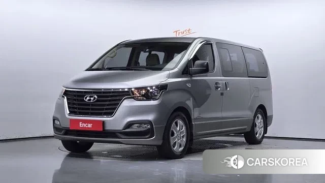 Hyundai The New Grand Starex 2018 Серебристо-серый из Кореи