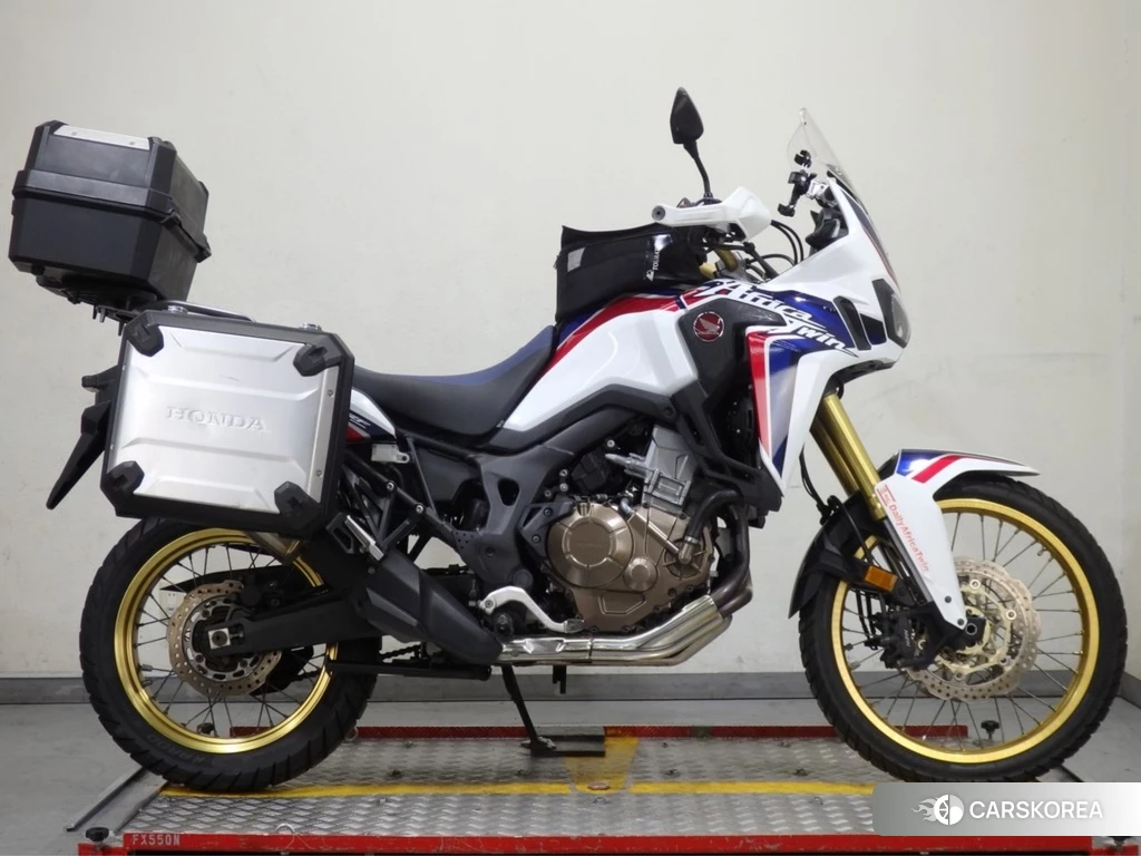 Проданный Honda CRF1000L AFRICA TWIN 2016 из Японии