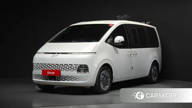 Hyundai Staria 2025 Белый из Кореи