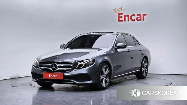 Mercedes-Benz E-Class W213 2019 Серый из Кореи