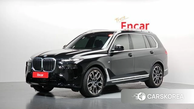 BMW X7 (G07) 2026 Черный из Кореи