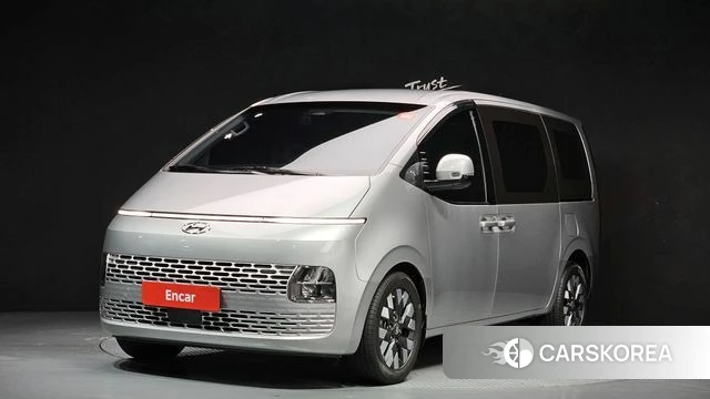 Hyundai Staria 2021 Серебряный из Кореи