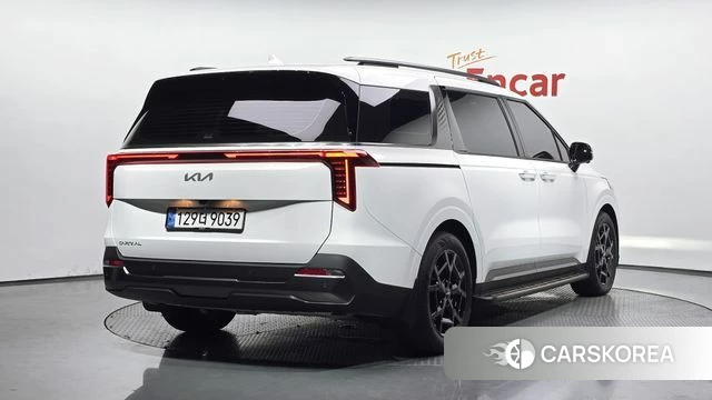 Kia The New Carnival 4th Generation 2025 Белый из Кореи