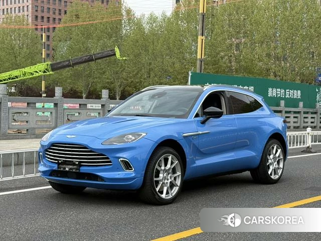 Aston Martin DBX 2021 Синий из Китая