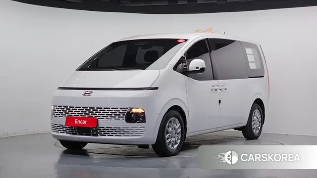 Hyundai Staria 2022 Белый из Кореи