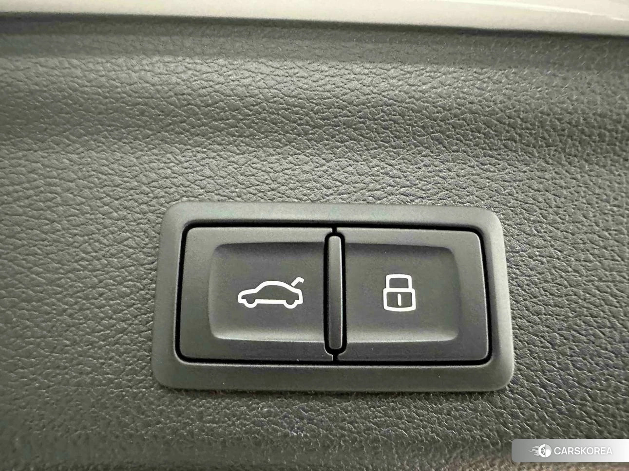 Audi Q3 2021 Белый из Китая