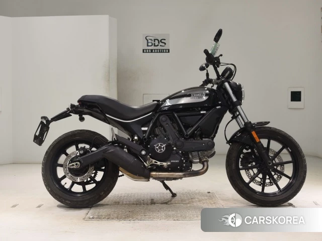 Проданный Ducati SCRAMBLER SIXTY2 2016 из Японии, фото 4