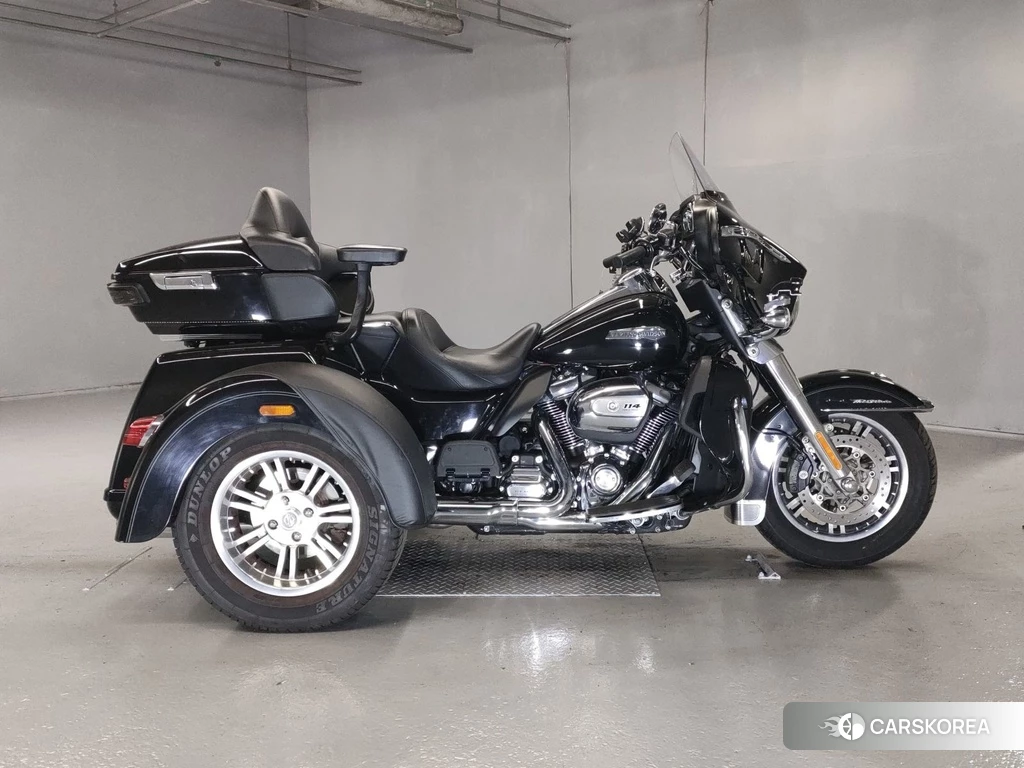 Проданный OTHER HARLEY FLHTCUTG1870 TRIKE 2019 из Японии