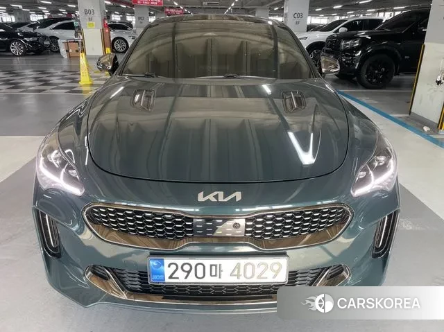 Kia Stinger Meister 2023 Темно-зеленый из Кореи