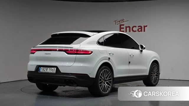 Porsche Cayenne (PO536) 2021 Белый из Кореи