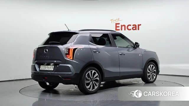Ssangyong Berry New Tivoli 2019 Светло-серебряный цвет из Кореи