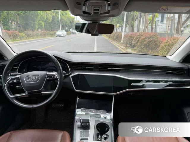 Audi A6 (import) 2021 Черный из Китая