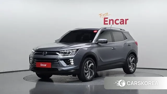 Ssangyong Beautiful Korando 2020 Серебристо-серый из Кореи