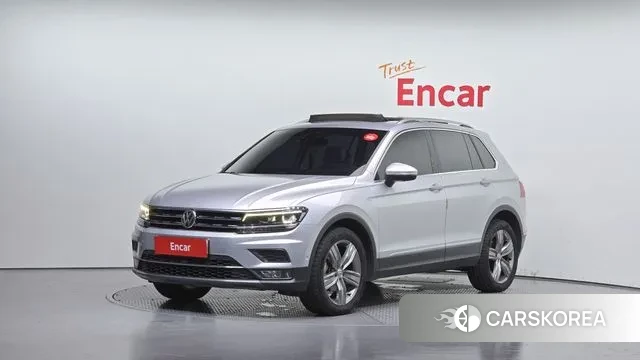 Volkswagen Tiguan second Generation 2018 Серебристо-серый из Кореи