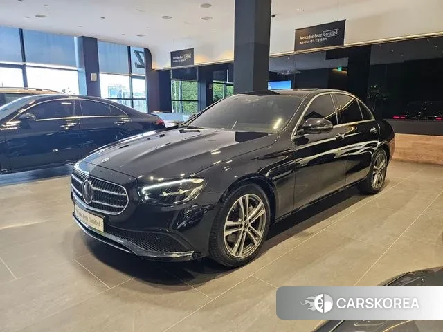 Mercedes-Benz E-Class W213 2023 Черный из Кореи