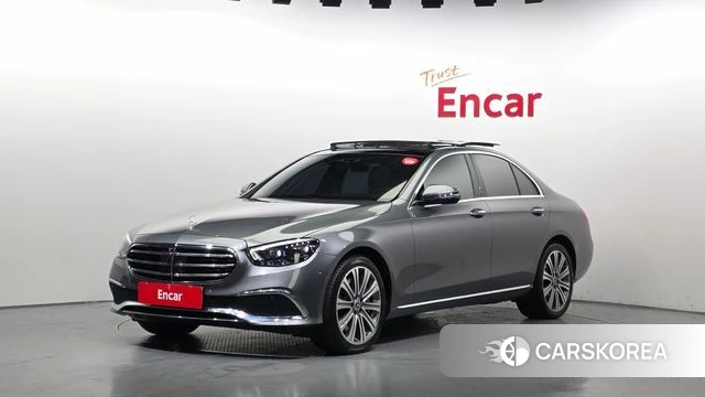 Mercedes-Benz E-Class W213 2021 Серый из Кореи