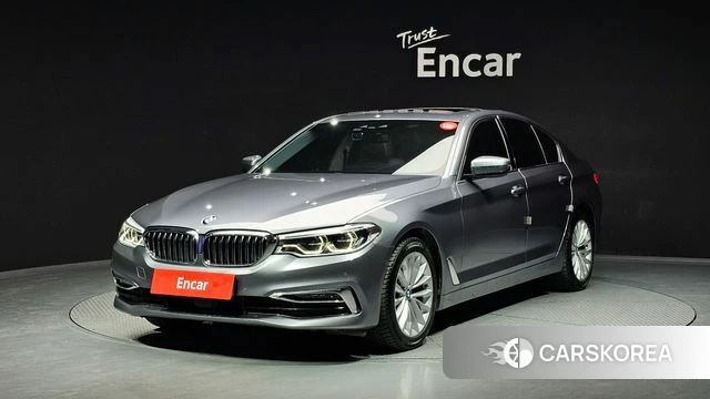 BMW 5 Series (G30) 2020 Серебристо-серый из Кореи