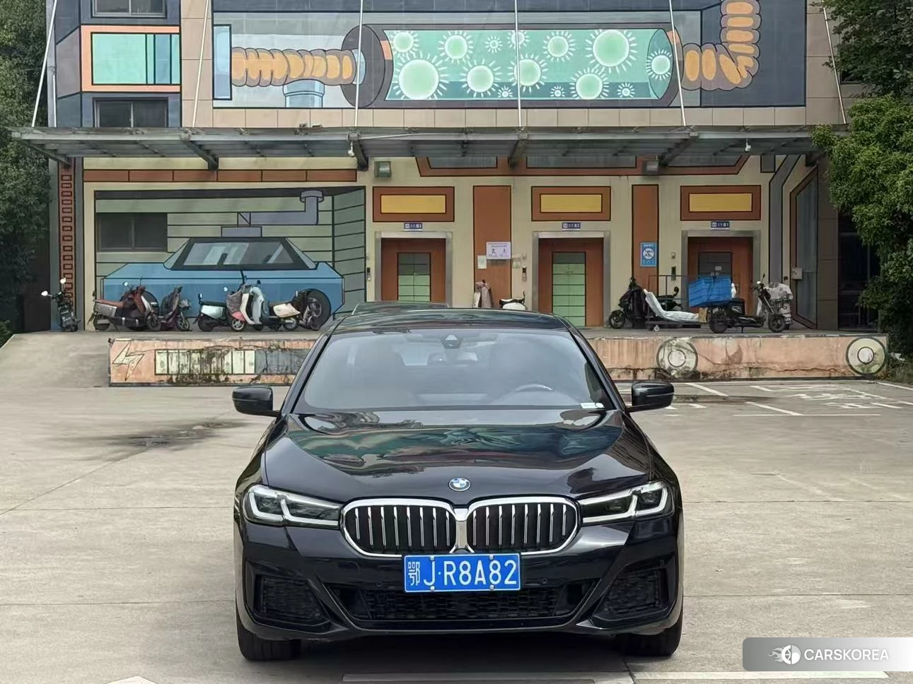 BMW 5 series 2022 Черный из Китая