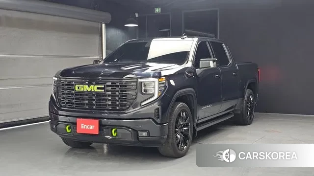 GMC Sierra 2023 Черный из Кореи