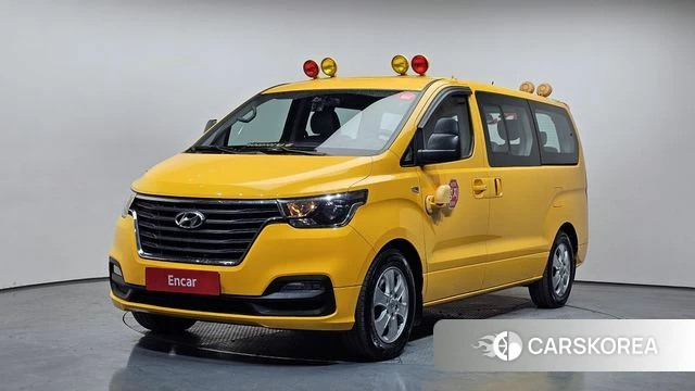 Hyundai The New Grand Starex 2018 Желтый из Кореи