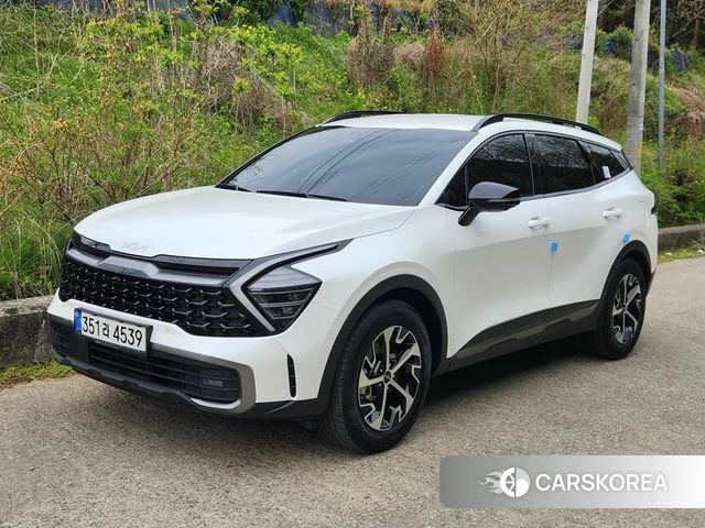 Kia Sportage 5th Generation Hybrid 2024 Белый из Кореи