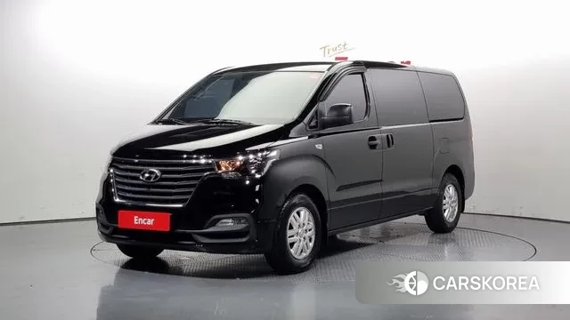 Hyundai The New Grand Starex 2018 Черный из Кореи