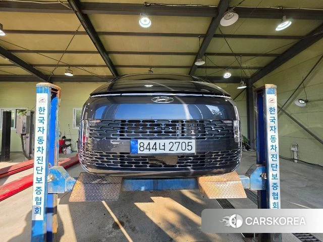 Hyundai Staria 2023 Серый из Кореи