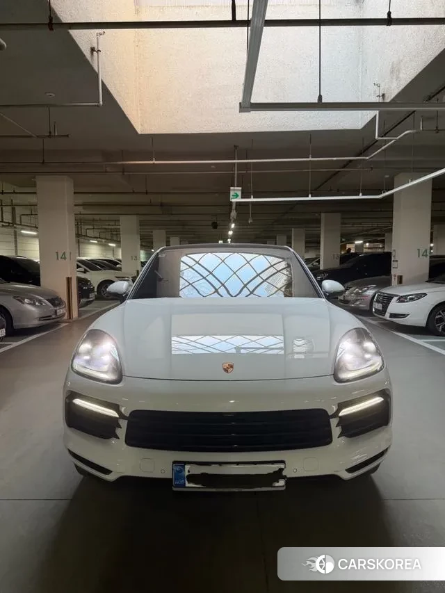 Porsche Cayenne (PO536) 2021 Белый из Кореи