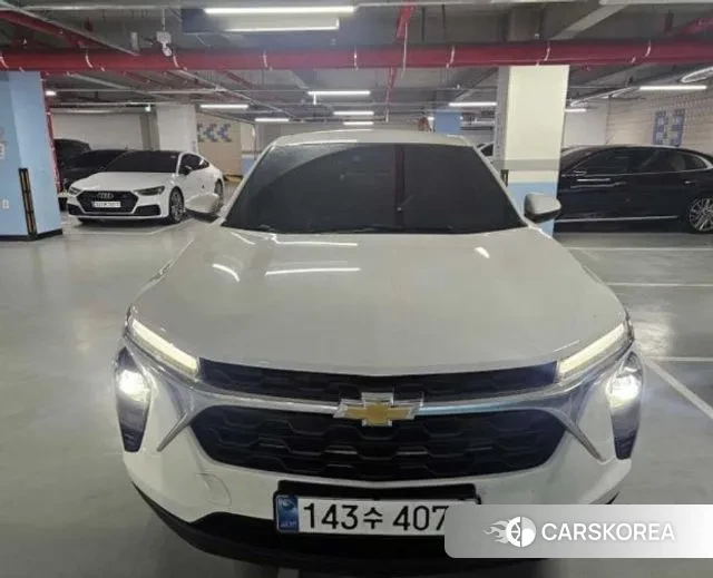 Chevrolet (GM Daewoo) Trax Crossover 2024 Белый из Кореи