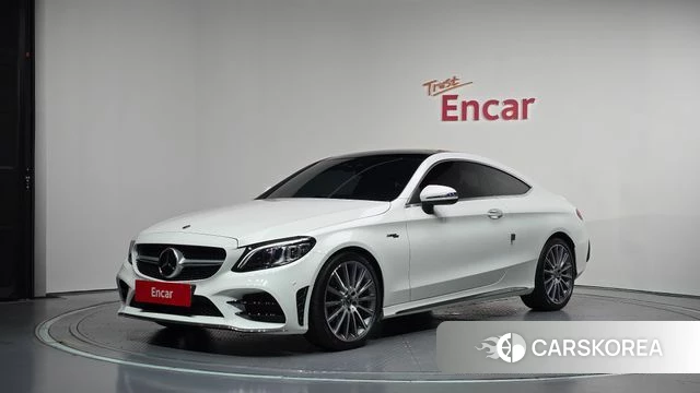 Mercedes-Benz C-Class W205 2023 Белый из Кореи