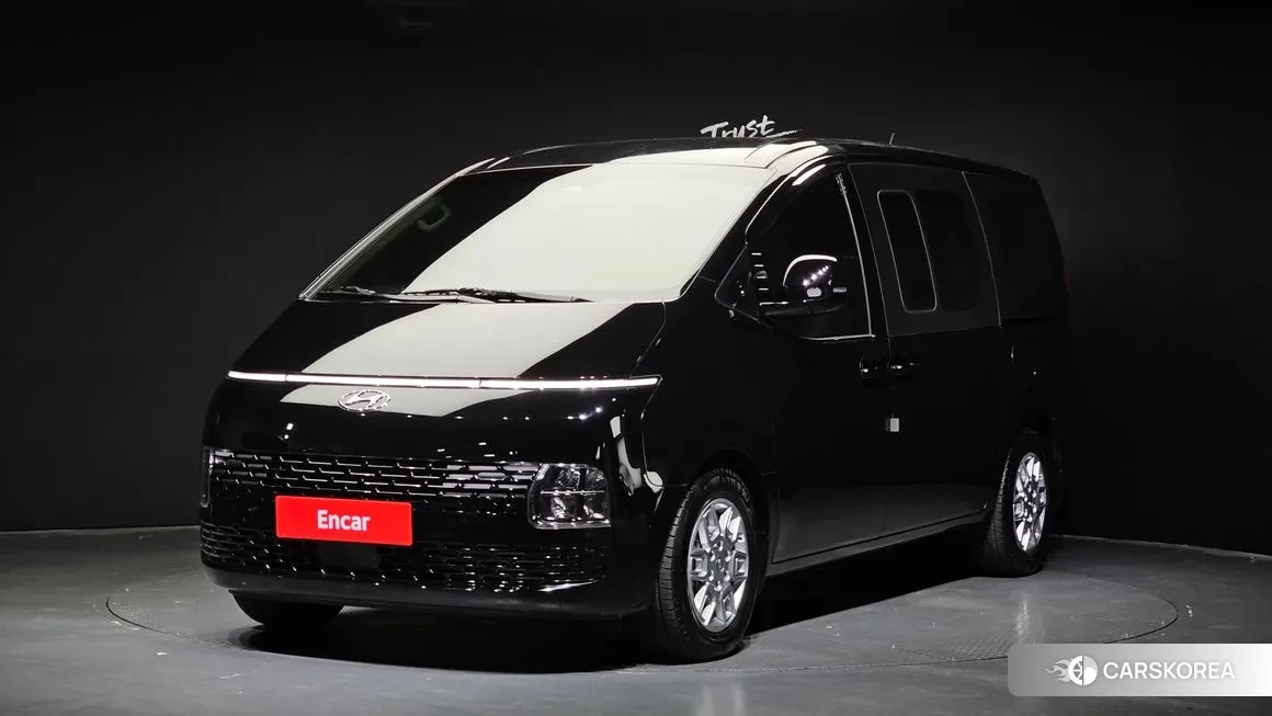 Hyundai Staria 2022 Черный из Кореи