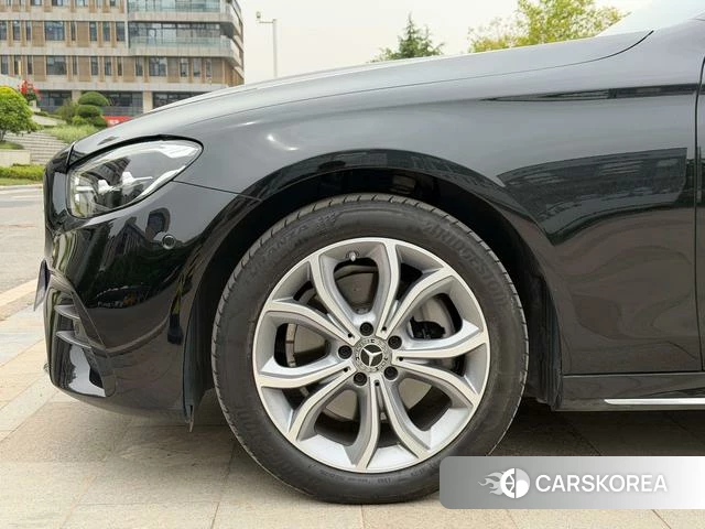 Mercedes-Benz E-class 2023 Черный из Китая