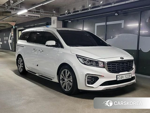 Kia The New Carnival 2018 Белый из Кореи