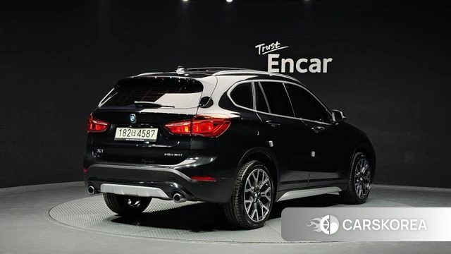 BMW X1 (F48) 2022 Черный из Кореи