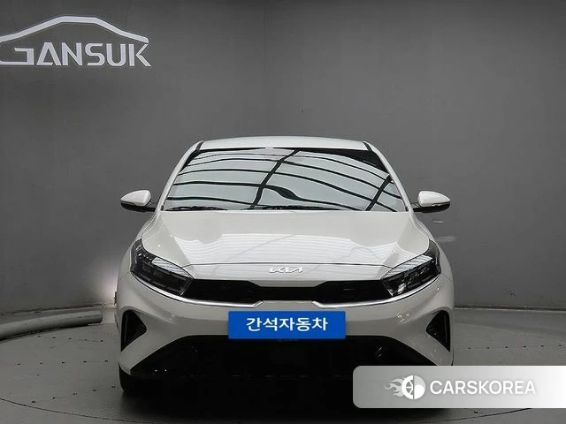 Kia The New K3 2nd generation 2021 Белый из Кореи