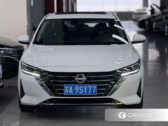 Nissan Xuan Yi 2024 Белый из Китая